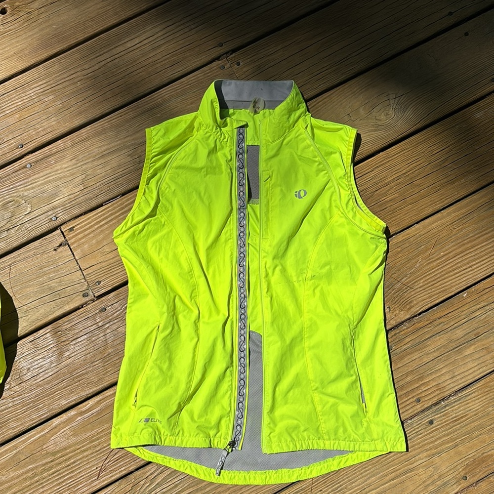 Pearl Izumi reflective convertible cycling jacket. - Picture 4 of 13